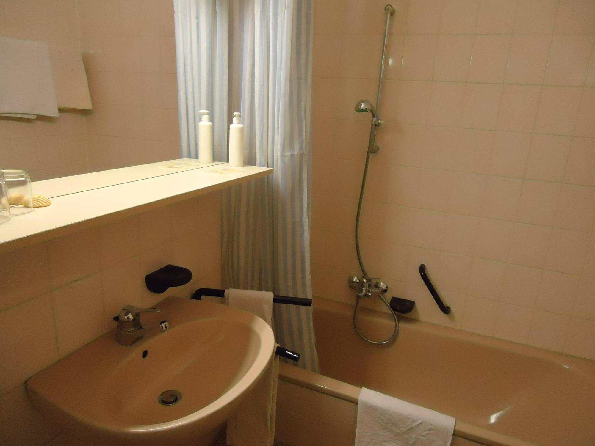 Enjoyhotel Garni Korntal Stuttgart B&B Exterior foto
